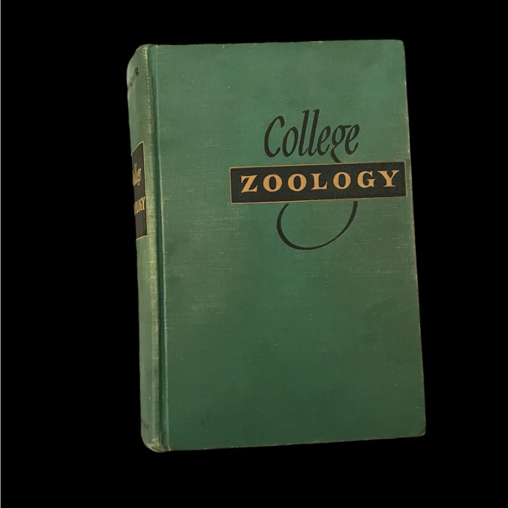 Vintage College Zoology Educational Textbook Science 5th Edition 1947 Hardcover